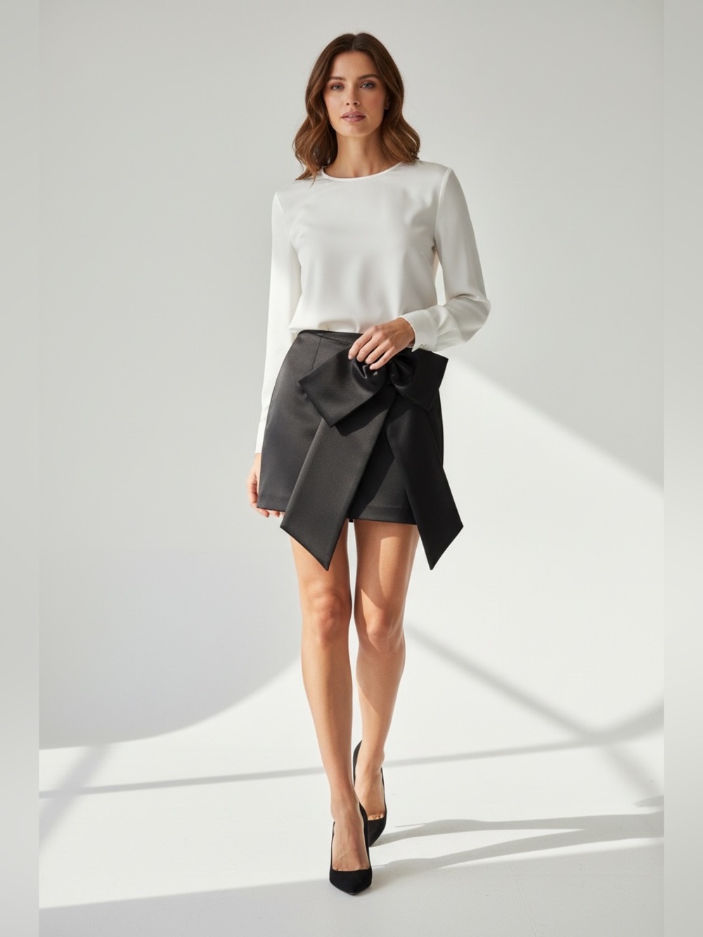 NWT Antonio Melani Antoinette Stretch Mikado Bow Mini Skirt in Black, Size 2